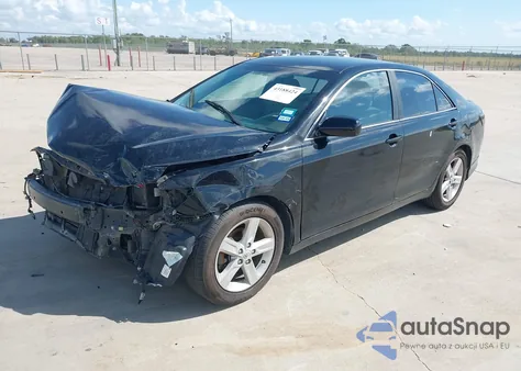 2011 Toyota Camry Le z USA, uszkodzony, nr VIN 4T4BF3EKXBR131453